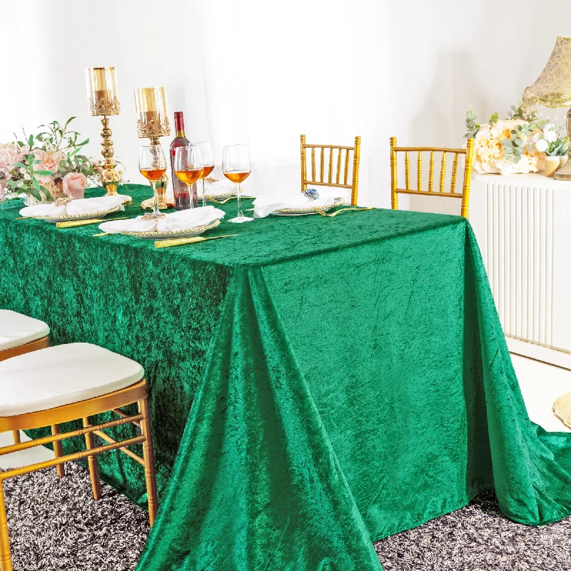 90"x132" Seamless Rectangular Ice Crushed Velvet (200 GSM) Tablecloth - Emerald Green (1pc) 90"x132" Seamless Rectangular Ice Crushed Velvet (200 GSM) Tablecloth - Emerald Green (1pc)